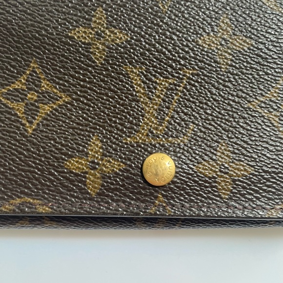 ❤️ Authentic Louis Vuitton LV Wallet - Picture 6 of 9